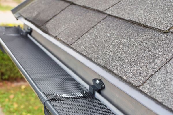 Covered Gutter Installation in Seattle