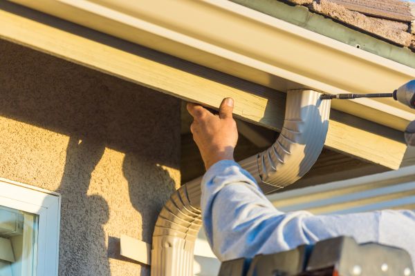 Aluminum Rain Gutter Service in Seattle