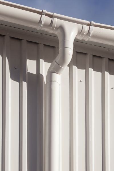 Building Gutter Replacement in Seattle